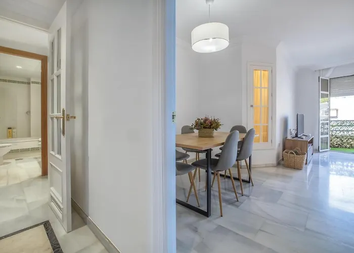 Apto Flor Del Olivo- Parking * Κόρδοβα